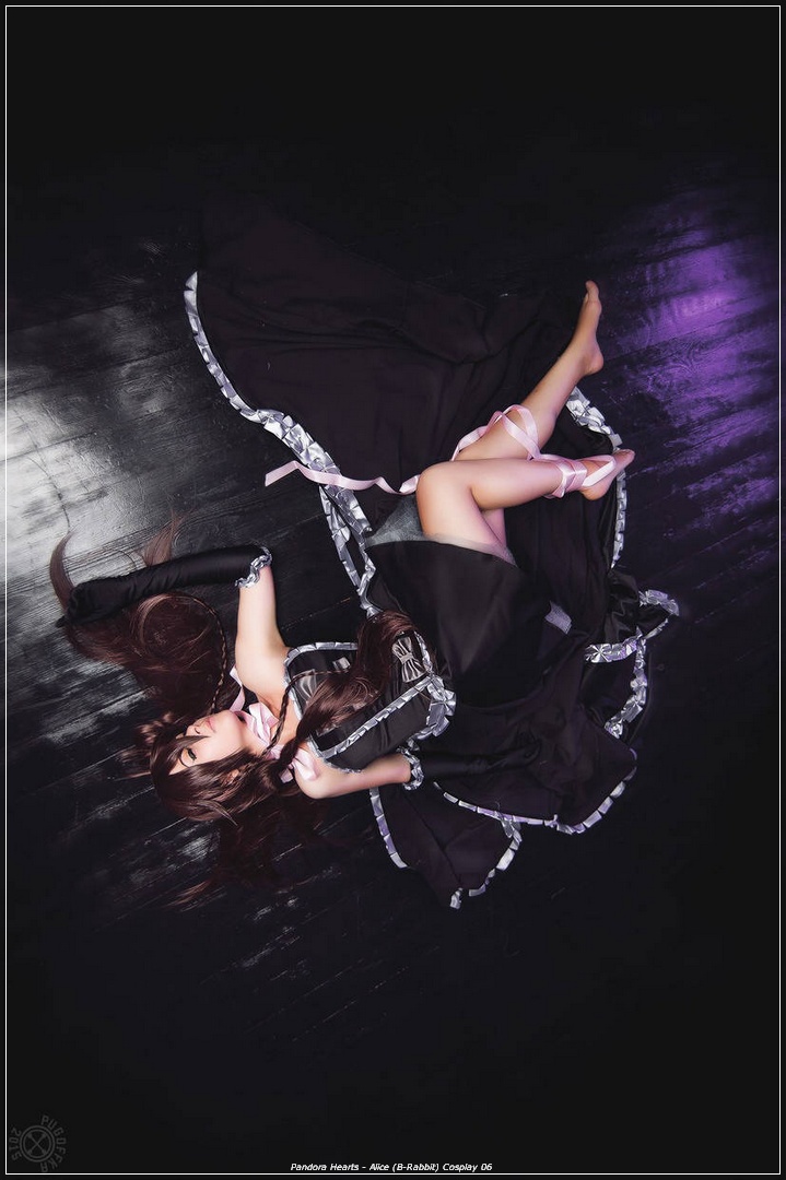 Pandora Hearts - Alice (B-Rabbit) Cosplay - nuanced study