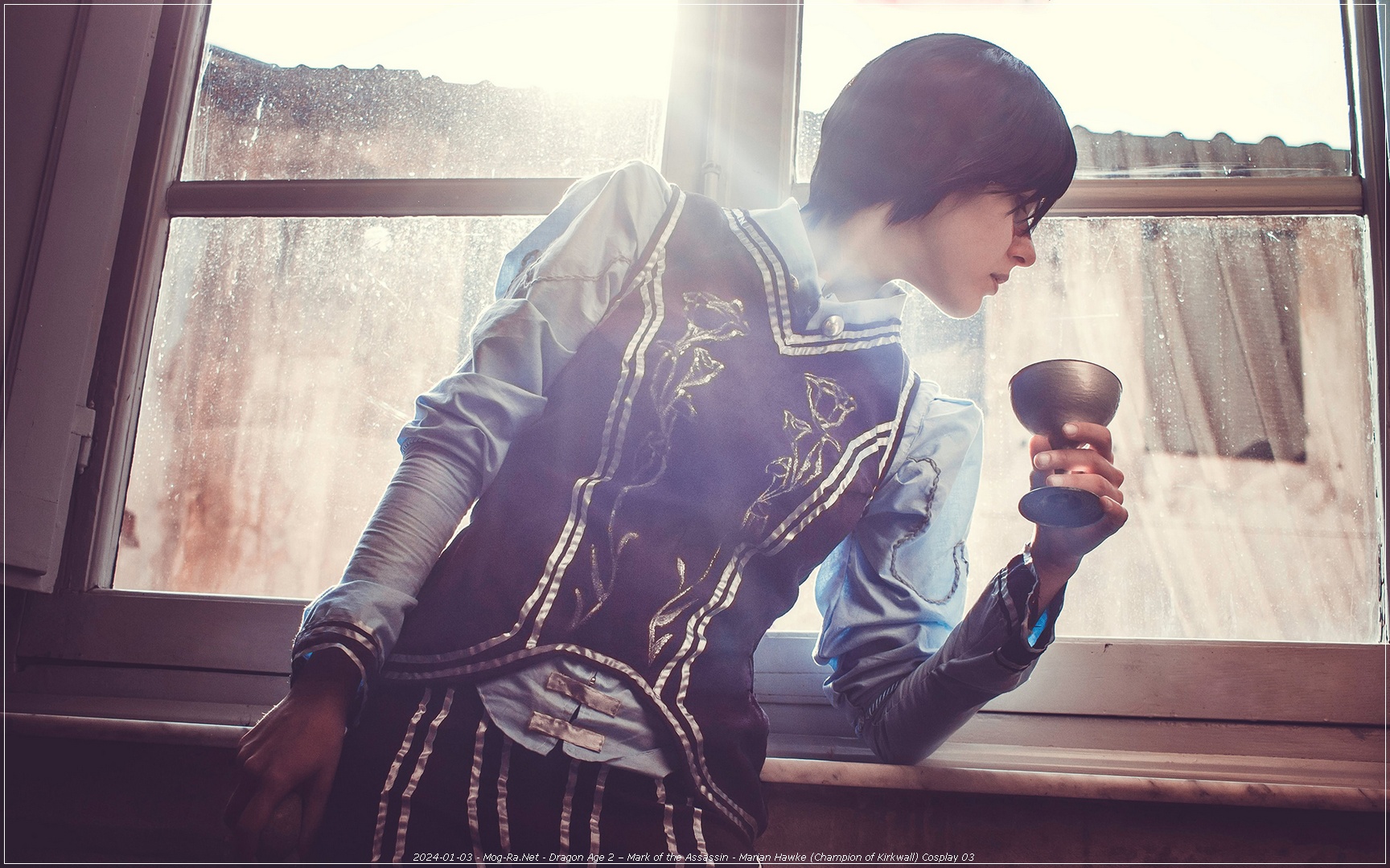 Dragon Age 2 – Mark of the Assassin Marian Hawke Champion of Kirkwall Cosplay 03