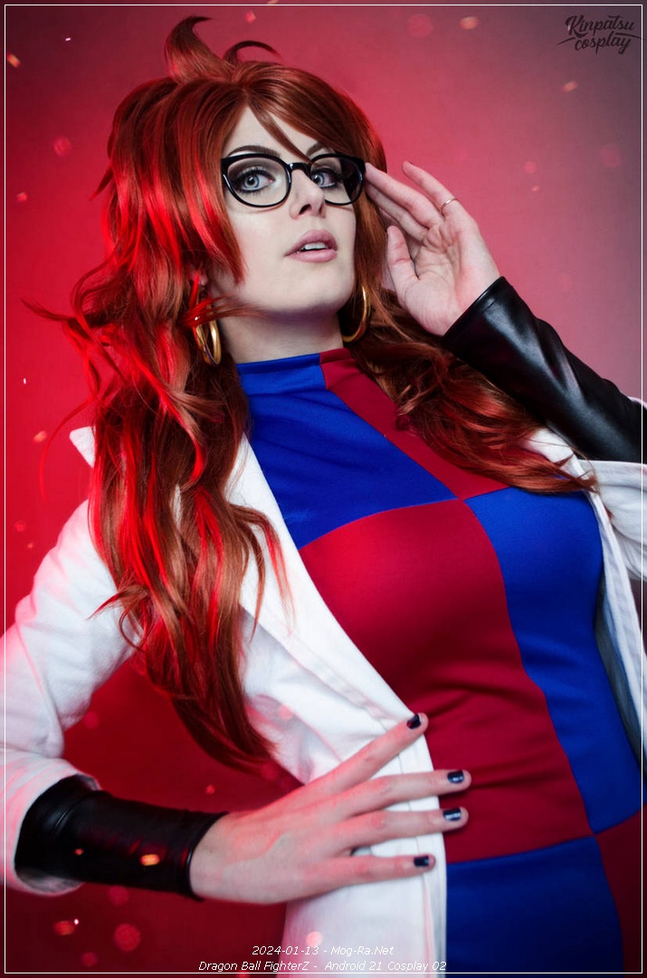 Dragon Ball - Android 21 Cosplay - full body character photo