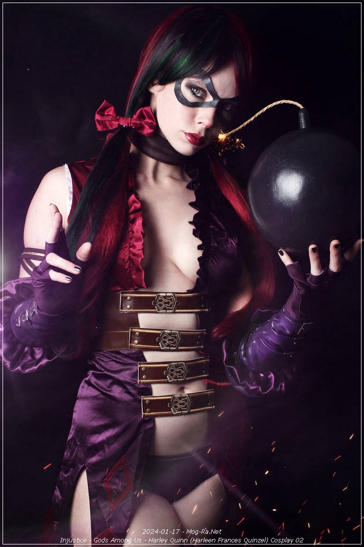 Injustice - Gods Among Us - Harley Quinn (Harleen Frances Quinzel) Cosplay - premium study
