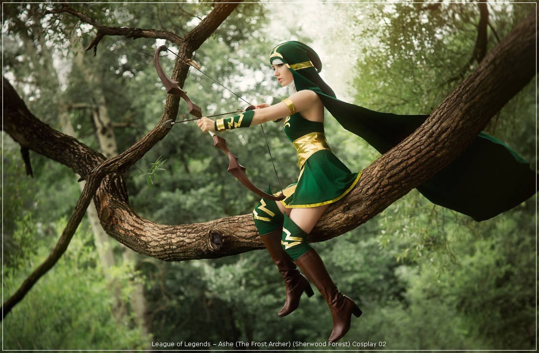 League of Legends - Ashe (The Frost Archer) (Sherwood Forest) Cosplay - full length port. League of Legends - Ashe (The Frost Archer) (Sherwood Forest) Cosplay - full length port.