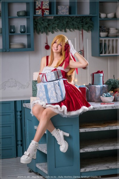 Oshi no Ko - Ruby Hoshino (Sarina Tendouji) Cosplay