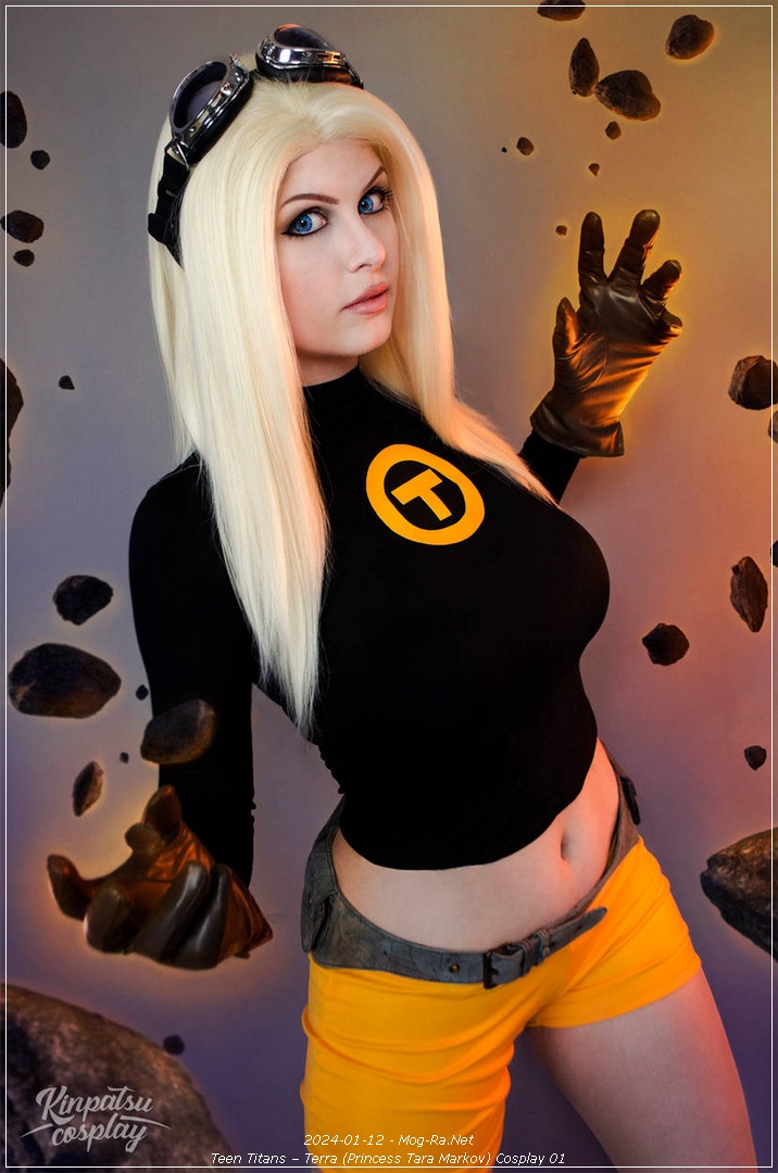 Teen Titans – Terra Princess Tara Markov Cosplay 01