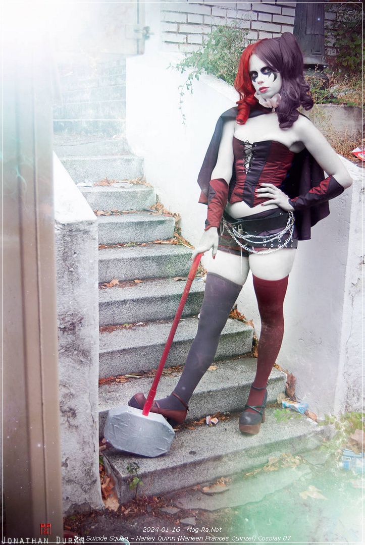 The Suicide Squad - Harley Quinn (Harleen Frances Quinzel) Cosplay - inspired capture