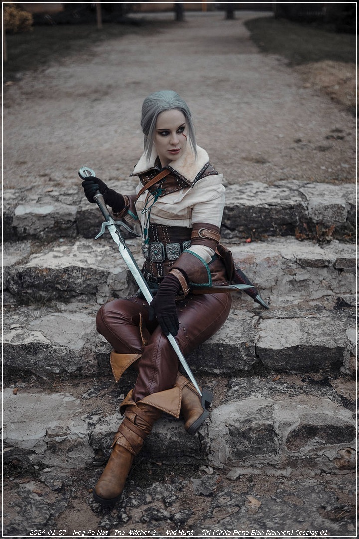 The Witcher 3 - Wild Hunt - Ciri (Cirilla Fiona Elen Riannon) Cosplay - body photo