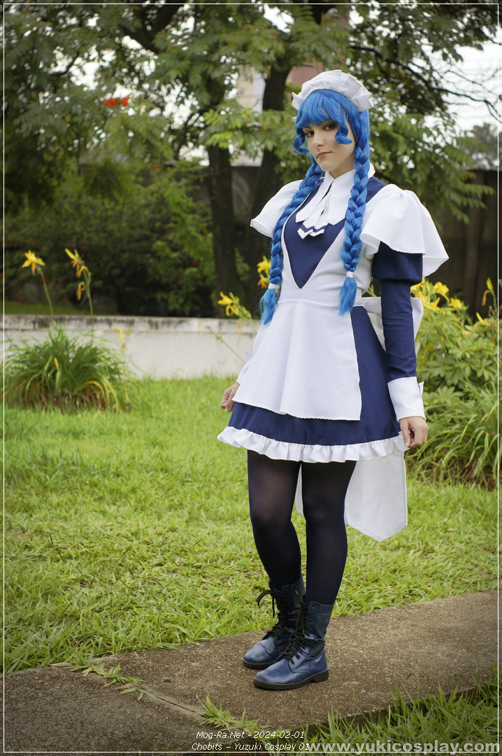 Chobits - Yuzuki Cosplay - full body portrait