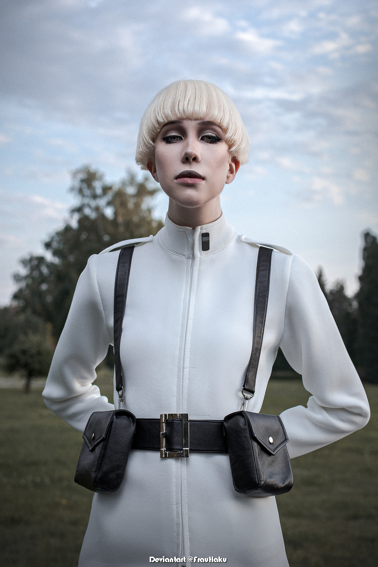 Attack on Titan - Yelena Cosplay - full length photo