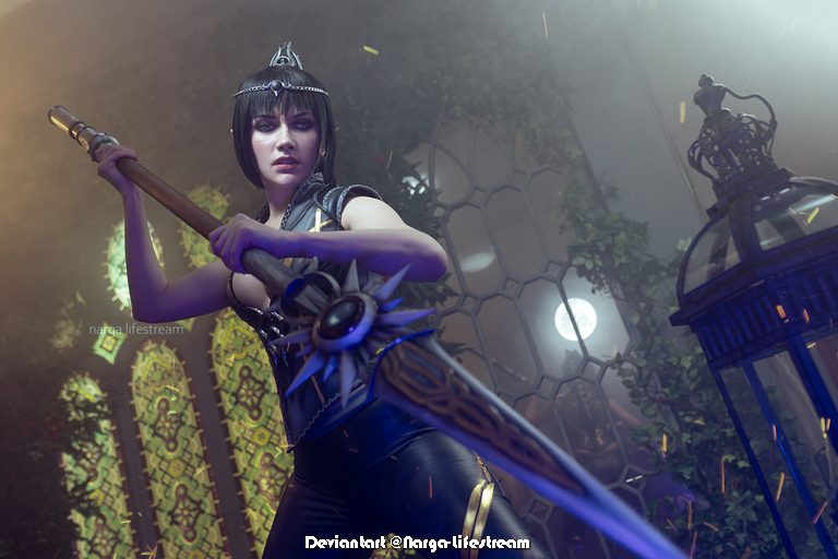 Baldurs Gate 3 - Shadowheart (Jenevelle Hallowleaf) (Spear of Night) Cosplay - authentic view