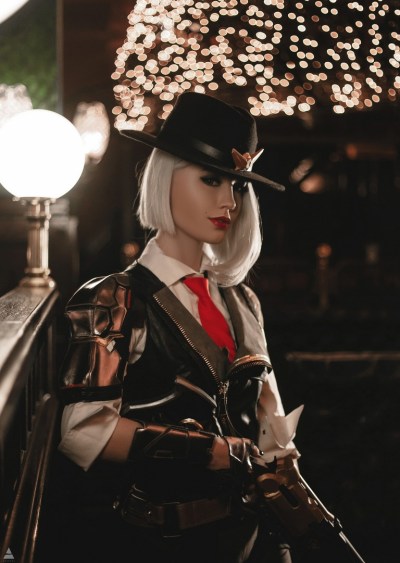 Overwatch - Ashe (Elizabeth Caledonia Calamity Ashe) Cosplay