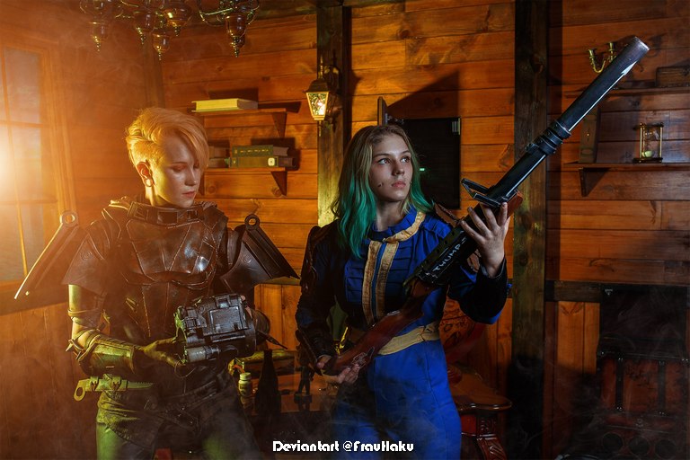 Fallout 4 - Fahrenheit &amp; Nora Cosplay - full length port.