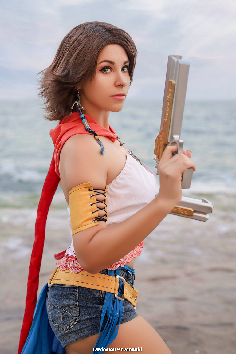 Final Fantasy 10-2 - Yuna (Gunner) Cosplay - artistic framing