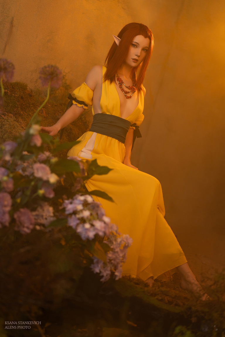 GWENT - The Witcher Card Game - Ida Emean aep Sivney (Aen Saevherne) Cosplay - expressive portrait GWENT - The Witcher Card Game - Ida Emean aep Sivney (Aen Saevherne) Cosplay - expressive portrait