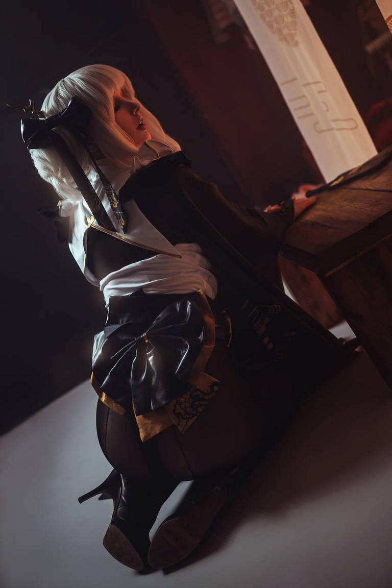 Goddess of Victory - Nikke - Blanc (White Rabbit) Cosplay - inspired capture