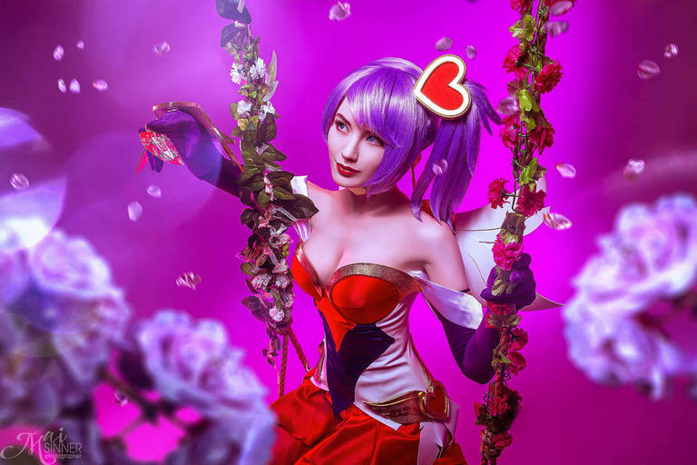 League of Legends - Quinn (Demacias Wings) (Heartseeker) Cosplay - visual exploration