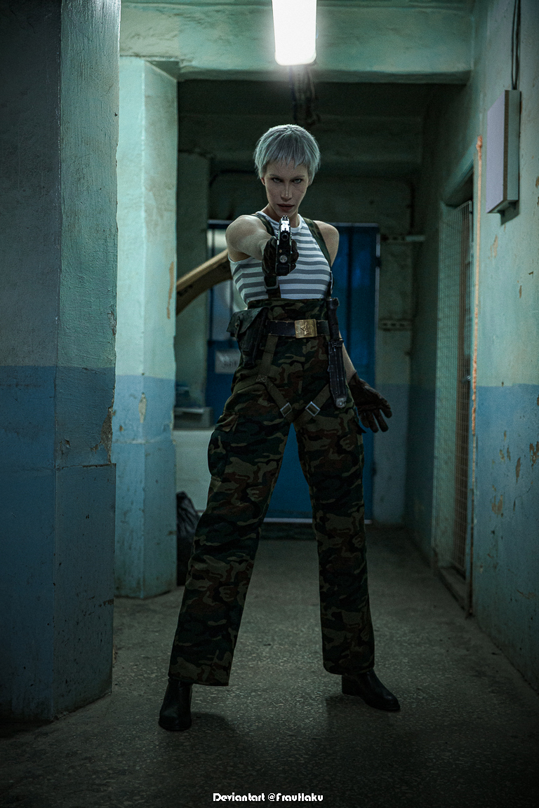 Metal Gear Solid 2 - Sons of Liberty - Olga Gurlukovich Cosplay - costume show