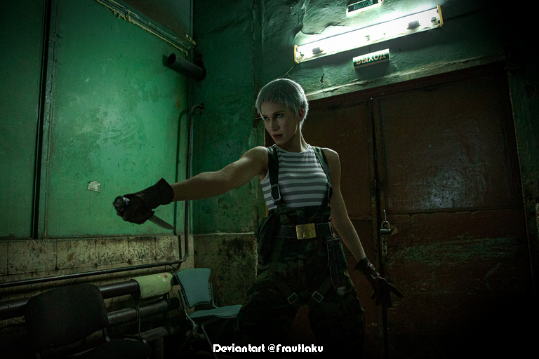 Metal Gear Solid 2 - Sons of Liberty - Olga Gurlukovich Cosplay - costume portrait
