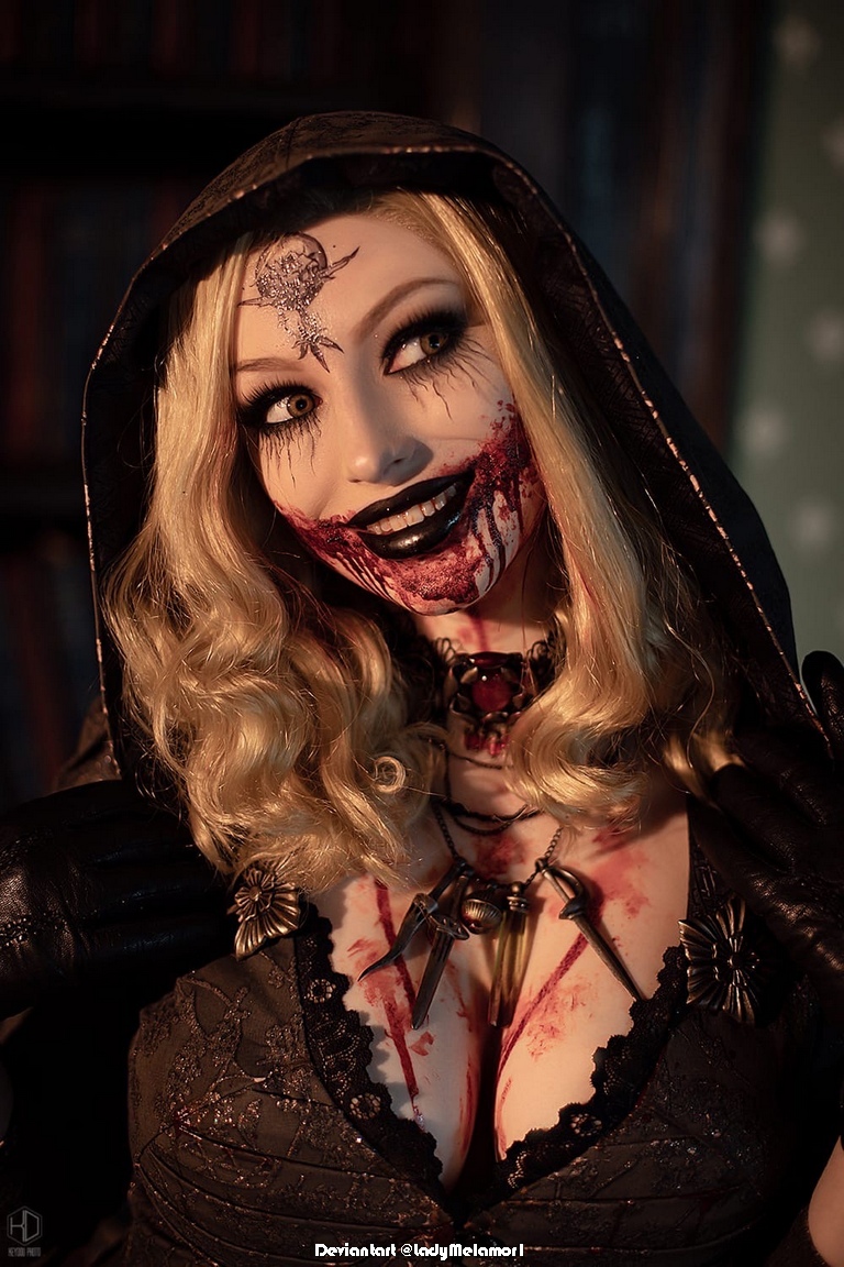 Resident Evil Village - Bela Dimitrescu Cosplay - delicate portrait
