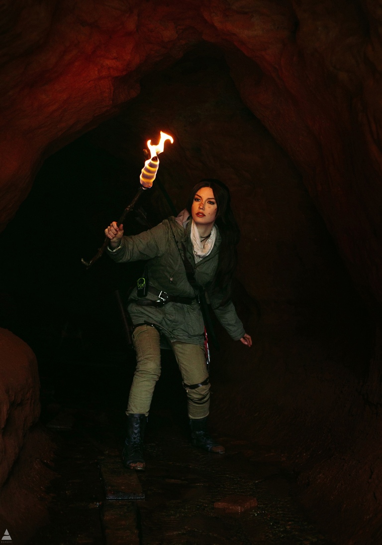 Rise of the Tomb Raider - Lara Croft (Remnant Jacket) (Concept) Cosplay - anime costume Rise of the Tomb Raider - Lara Croft (Remnant Jacket) (Concept) Cosplay - anime costume