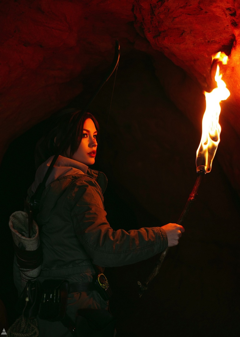Rise of the Tomb Raider - Lara Croft (Remnant Jacket) (Concept) Cosplay - recreation Rise of the Tomb Raider - Lara Croft (Remnant Jacket) (Concept) Cosplay - recreation