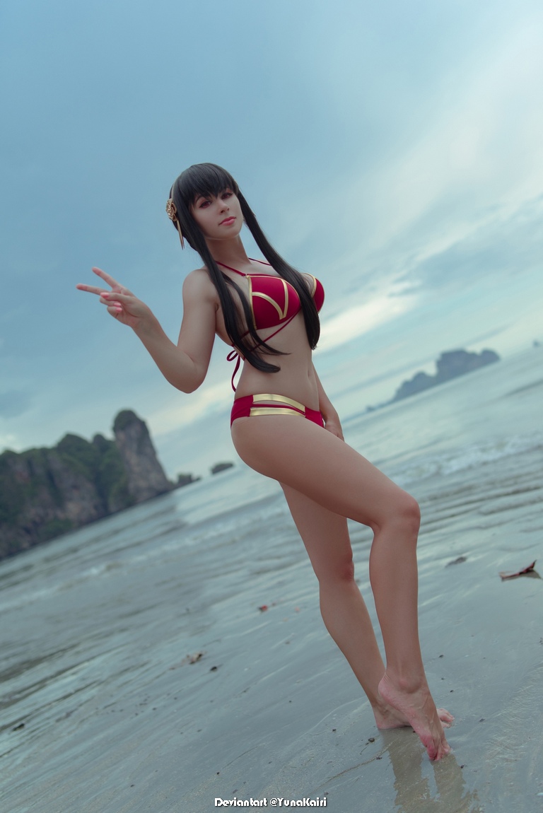 Spy × Family Yor Forger Thorn Princess Swimsuit Cosplay