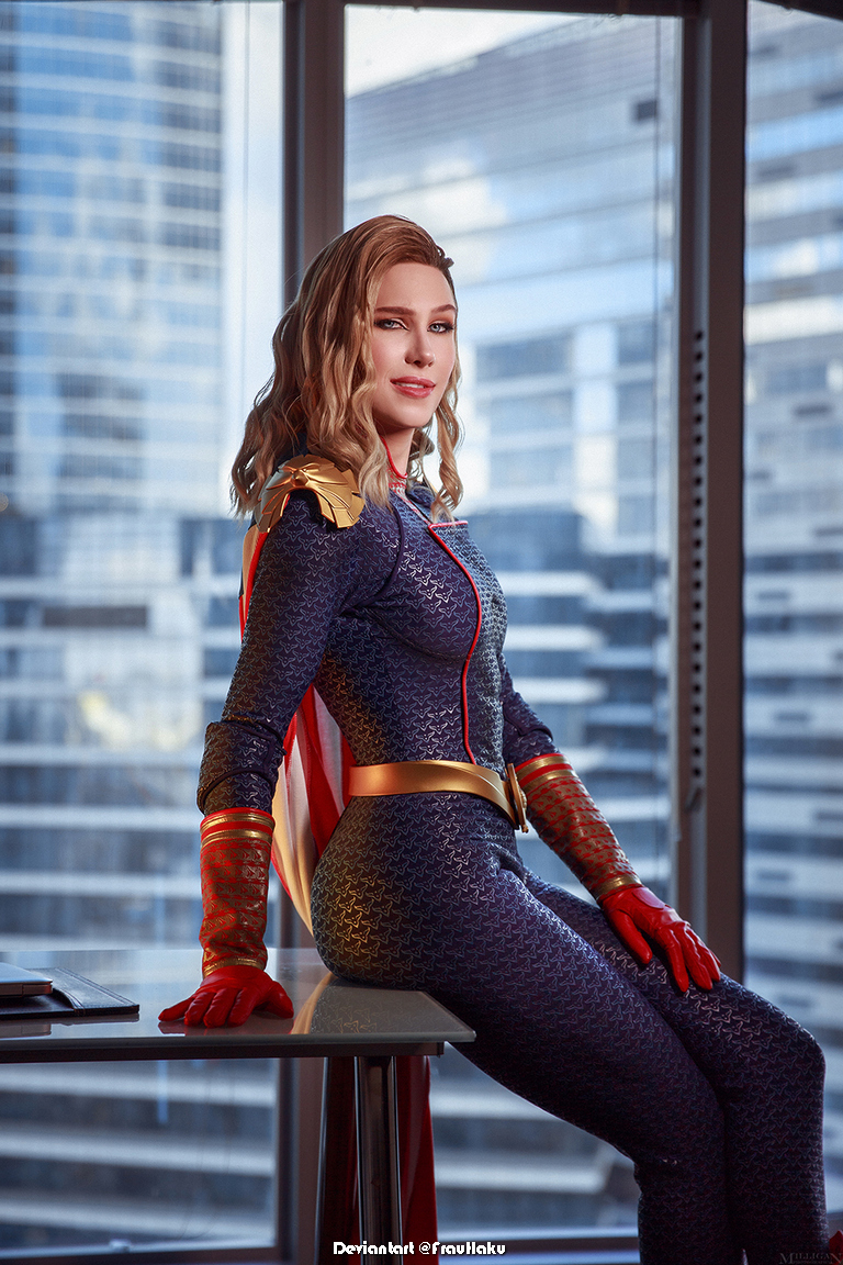 The Boys - Homelander (The Worlds Greatest Superhero) (Female) Cosplay - full length port. The Boys - Homelander (The Worlds Greatest Superhero) (Female) Cosplay - full length port.