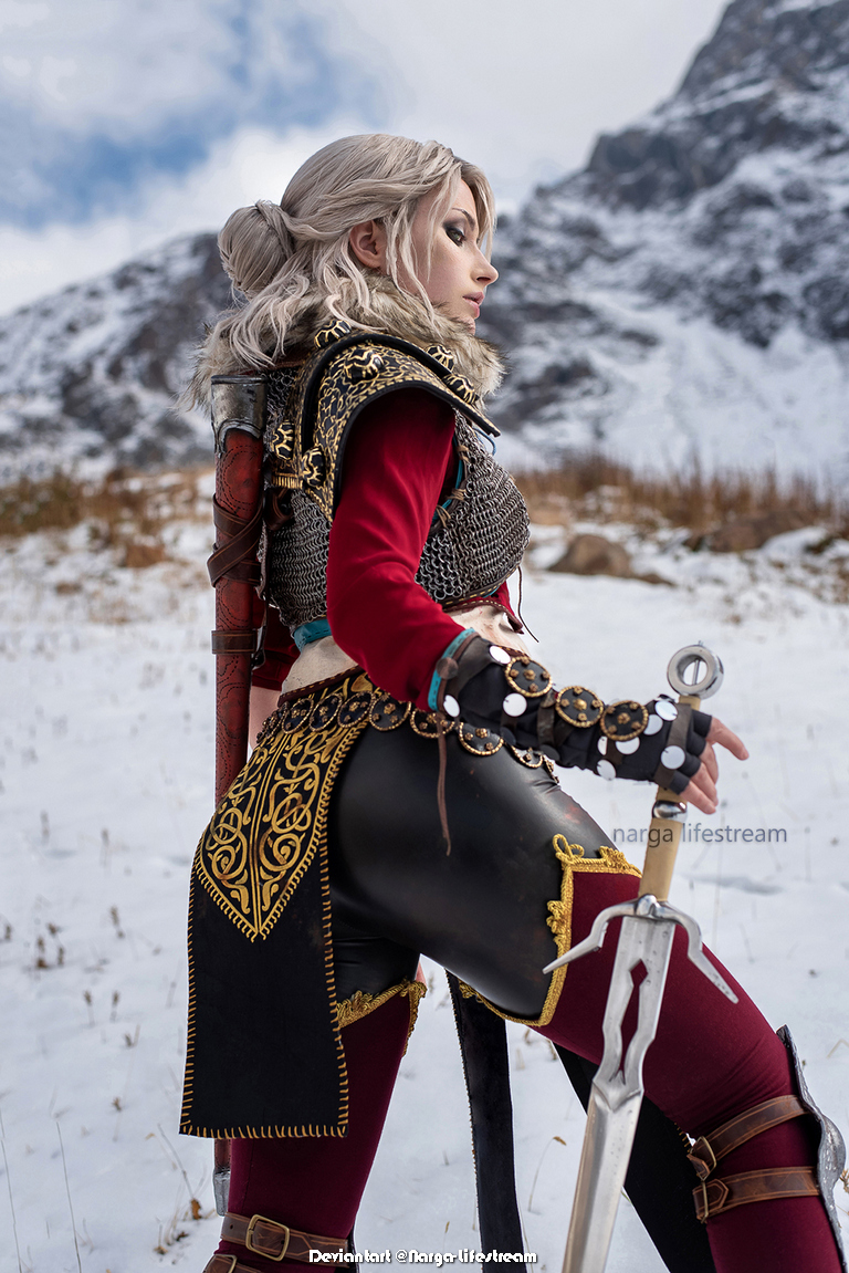 The Witcher 3 Wild Hunt Ciri Cirilla Fiona Elen Riannon Zerrikania Cosplay