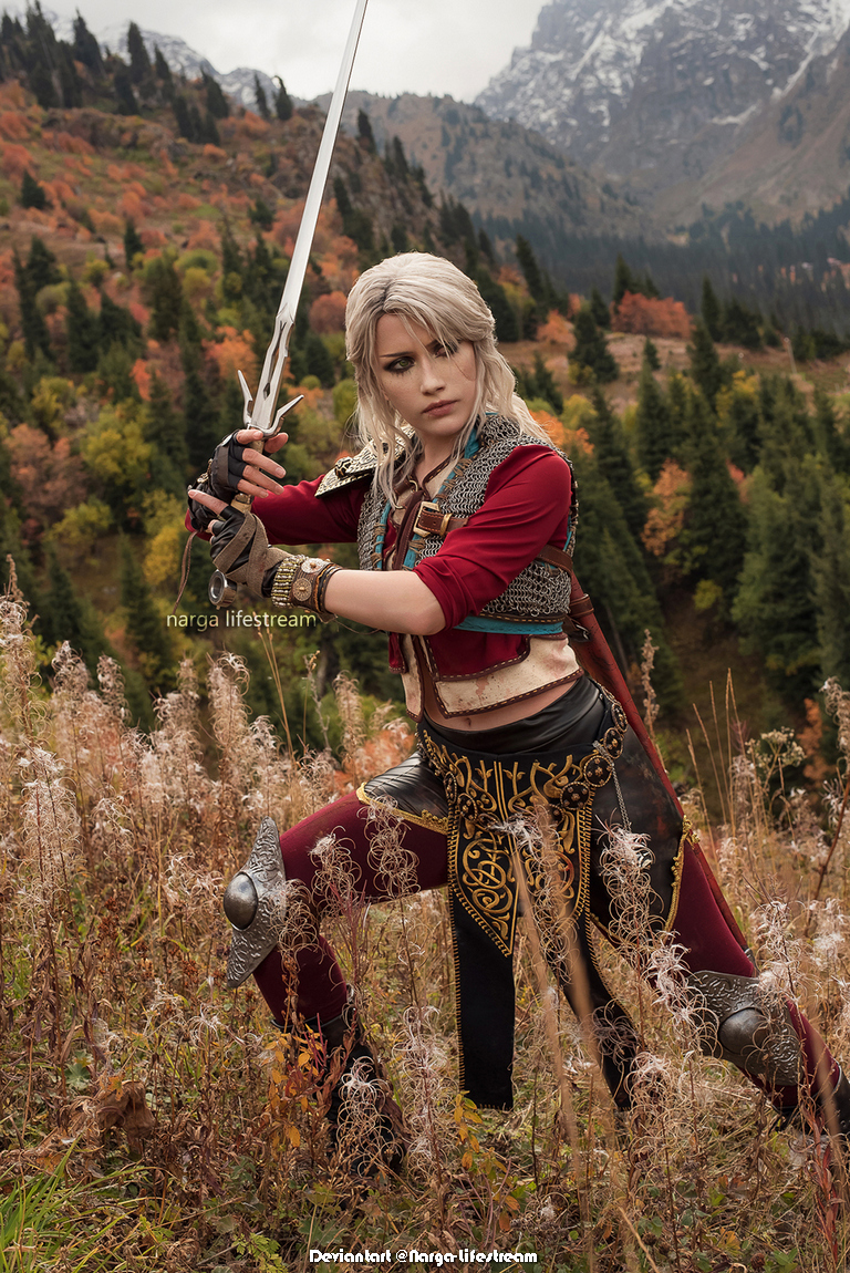 The Witcher 3 Wild Hunt Ciri Cirilla Fiona Elen Riannon Zerrikania Cosplay 10