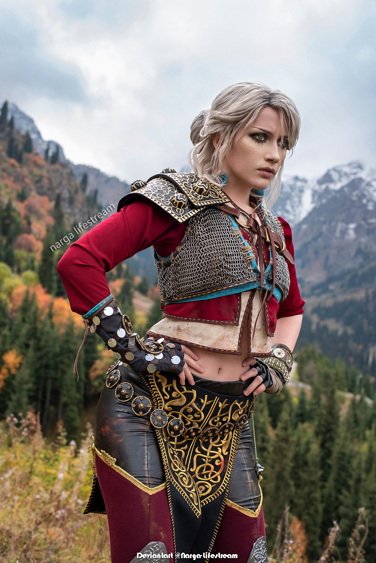 The Witcher 3 Wild Hunt Ciri Cirilla Fiona Elen Riannon Zerrikania Cosplay 2