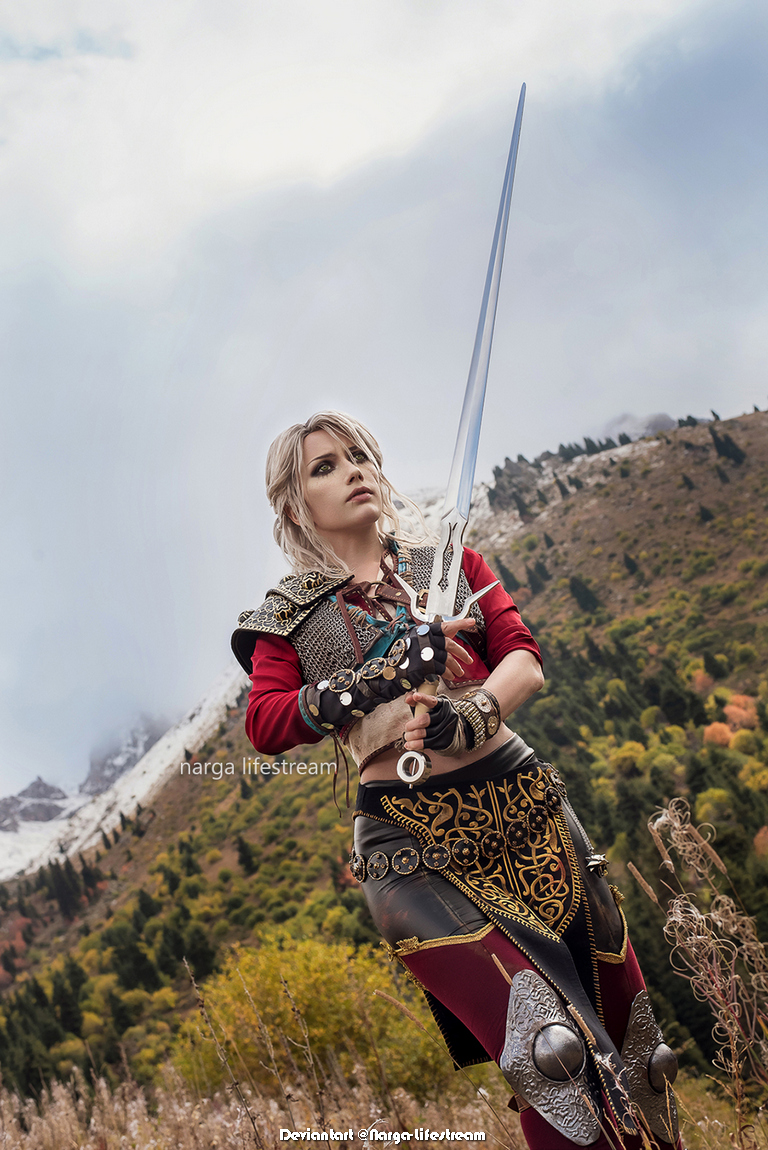 The Witcher 3 Wild Hunt Ciri Cirilla Fiona Elen Riannon Zerrikania Cosplay 4