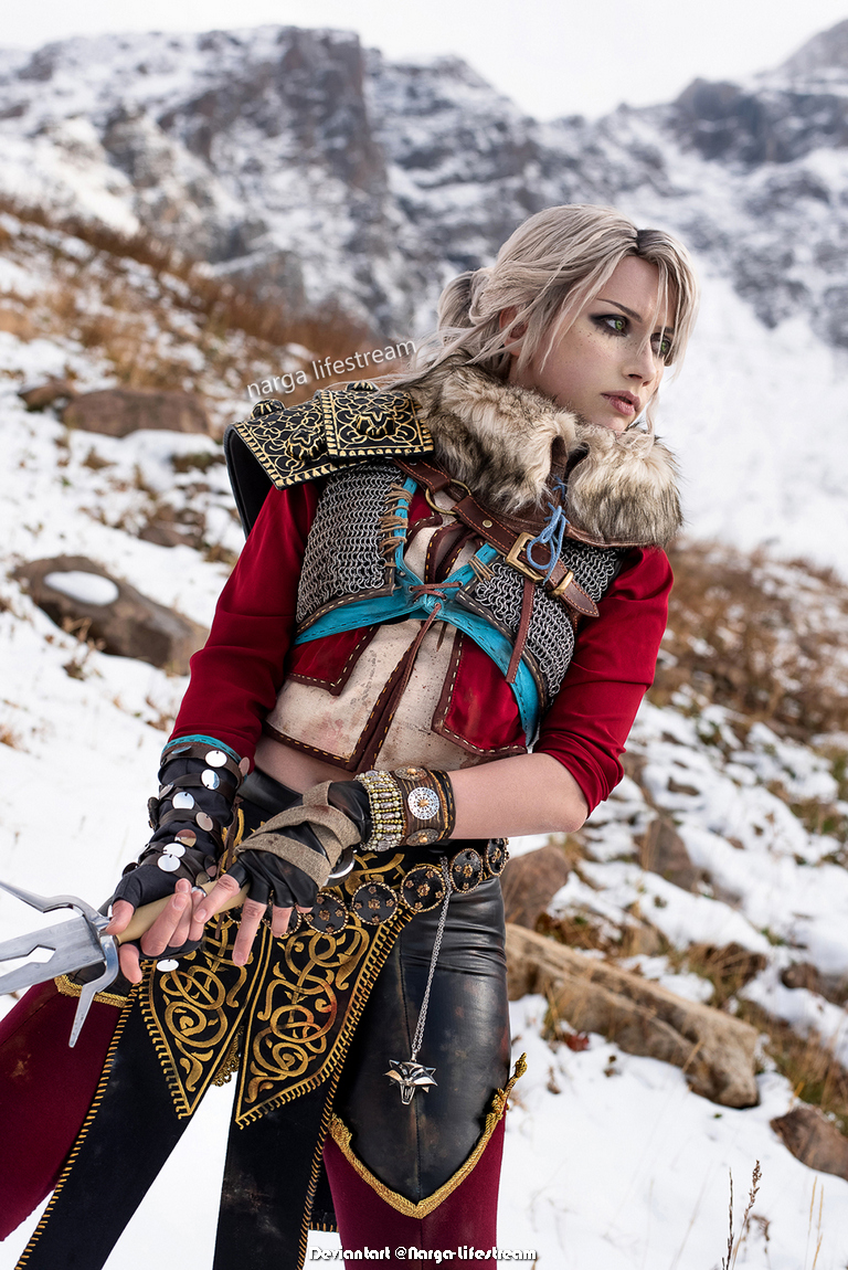 The Witcher 3 Wild Hunt Ciri Cirilla Fiona Elen Riannon Zerrikania Cosplay 9