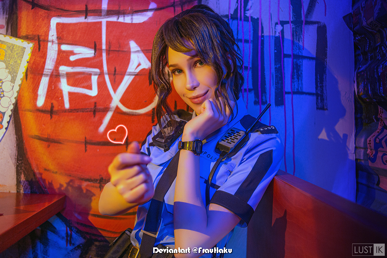 Wanted - Dead - Vivienne Niemantsverdriet (Gunsmith) Cosplay - body photo Wanted - Dead - Vivienne Niemantsverdriet (Gunsmith) Cosplay - body photo