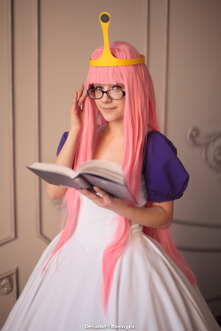 Adventure Time - Bonnibel (Bonnie) Bubblegum (Princess Bubblegum) Cosplay - recreation Adventure Time - Bonnibel (Bonnie) Bubblegum (Princess Bubblegum) Cosplay - recreation