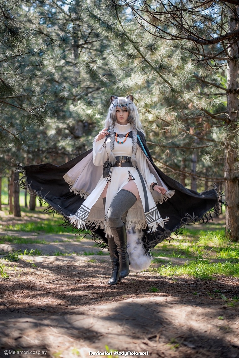 Arknights Enya Silverash Pramanix Cosplay 3