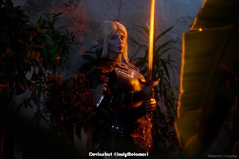 Baldurs Gate 3 - Minthara Baenre (Nightwarden) Cosplay - body photo