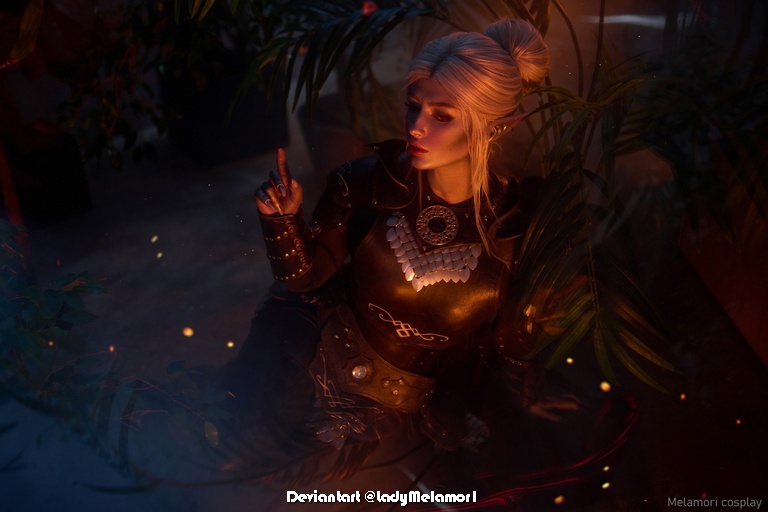 Baldurs Gate 3 - Minthara Baenre (Nightwarden) Cosplay - full body port.