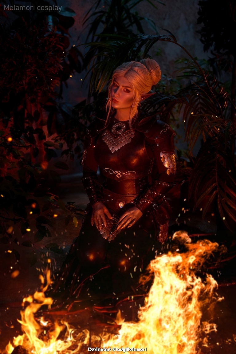 Baldurs Gate 3 - Minthara Baenre (Nightwarden) Cosplay - portrait photo