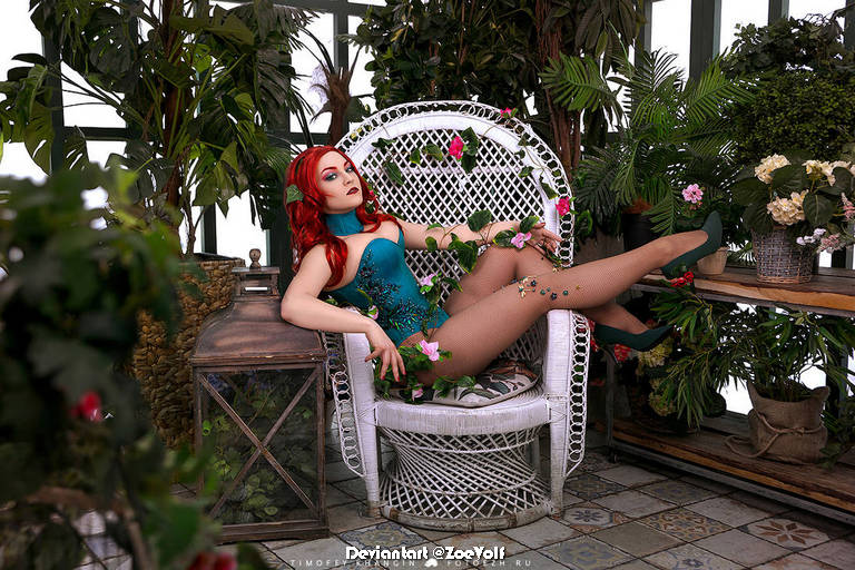 Batman - Poison Ivy (Pamela Lillian Isley) (Concept) Cosplay - design showcase Batman - Poison Ivy (Pamela Lillian Isley) (Concept) Cosplay - design showcase
