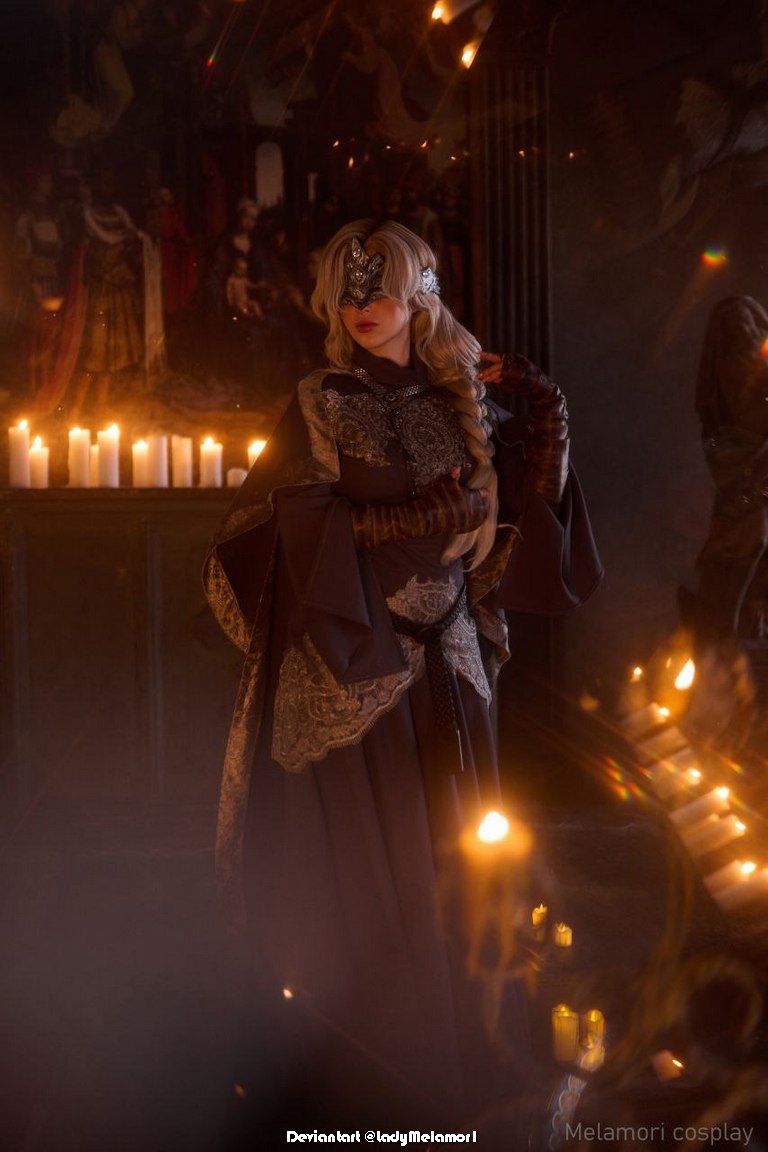 Dark Souls 3 - Fire Keeper Cosplay - character recreation portrait Dark Souls 3 - Fire Keeper Cosplay - character recreation portrait