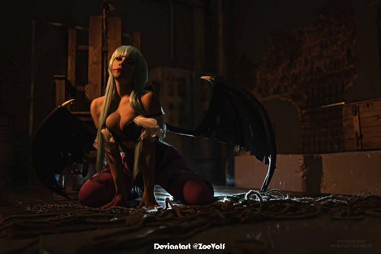 Darkstalkers - Resurrection - Morrigan Aensland  Cosplay - nuanced study