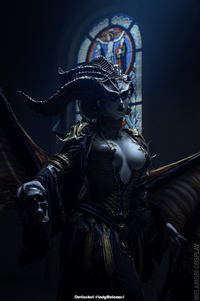 Diablo 4 Lilith Daughter of Hatred Cosplay 7