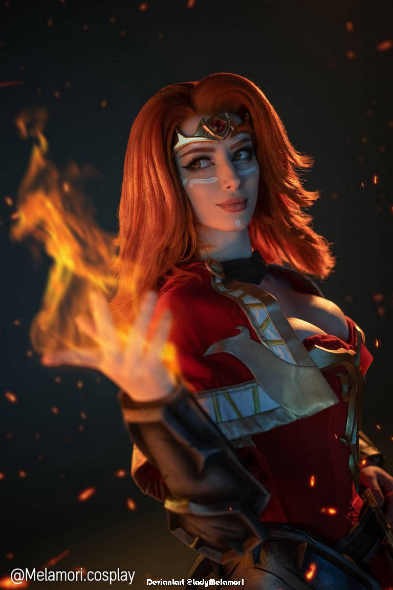 Dota 2 - Lina (Slayer) (Smoldering Journey) Cosplay - nuanced study