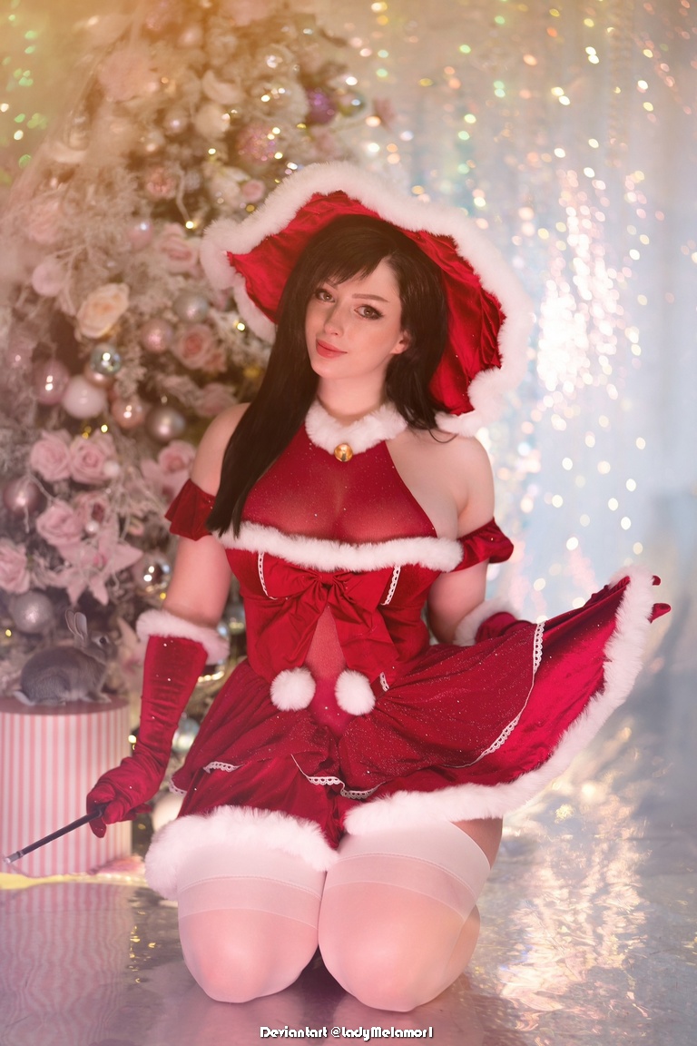 Final Fantasy 7 - Rebirth - Tifa Lockhart (Christmas) Cosplay - character photo