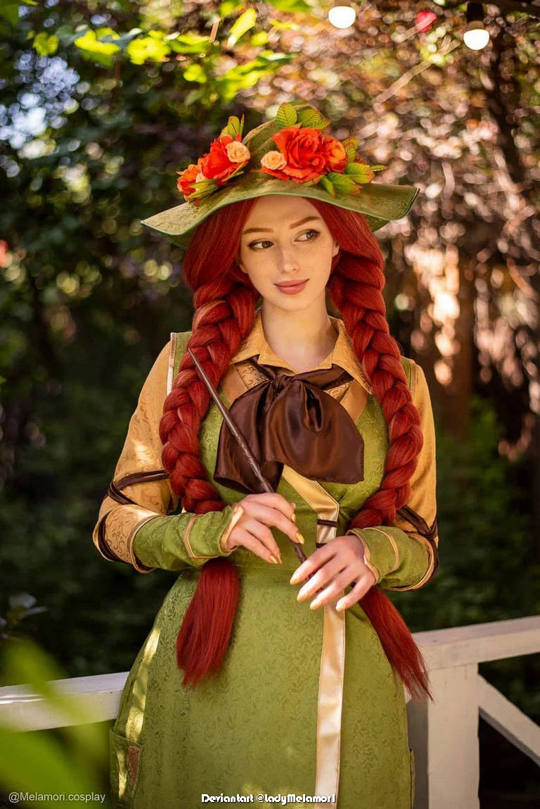 Hogwarts Legacy - Mirabel Garlick Cosplay - costume portrait