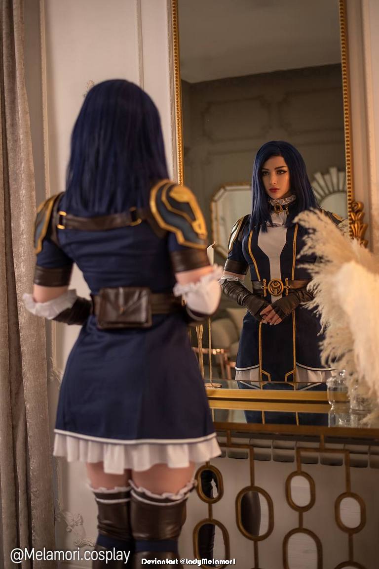 League of Legends - Caitlyn Kiramman (The Sheriff of Piltover) (Arcane Commander) Cosplay - full length port. League of Legends - Caitlyn Kiramman (The Sheriff of Piltover) (Arcane Commander) Cosplay - full length port.