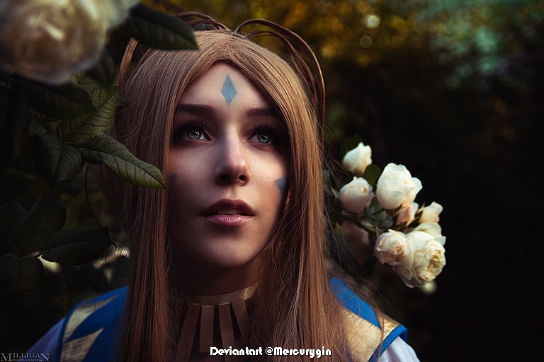 Oh My Goddess! - Belldandy Cosplay - full body portrait