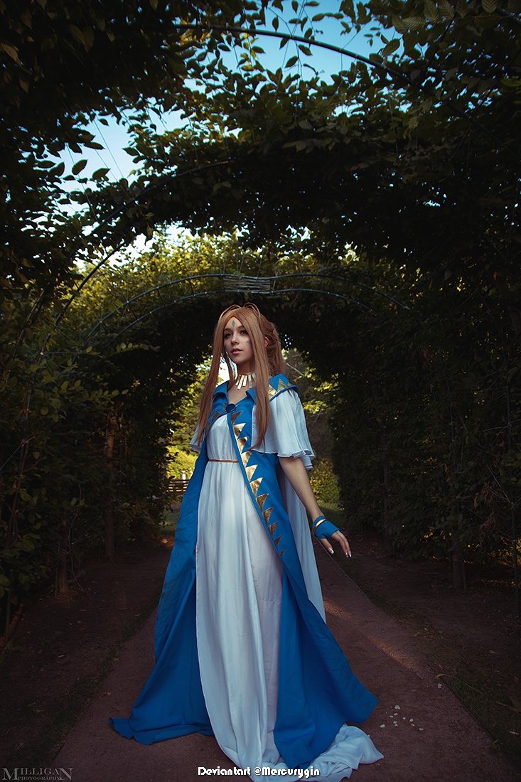Oh My Goddess! - Belldandy Cosplay - costume showcase portrait