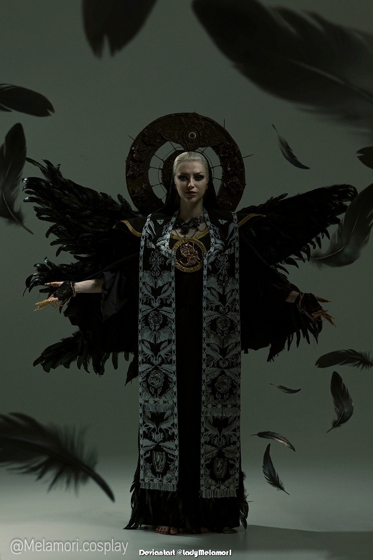 Resident Evil Village Miranda Cosplay