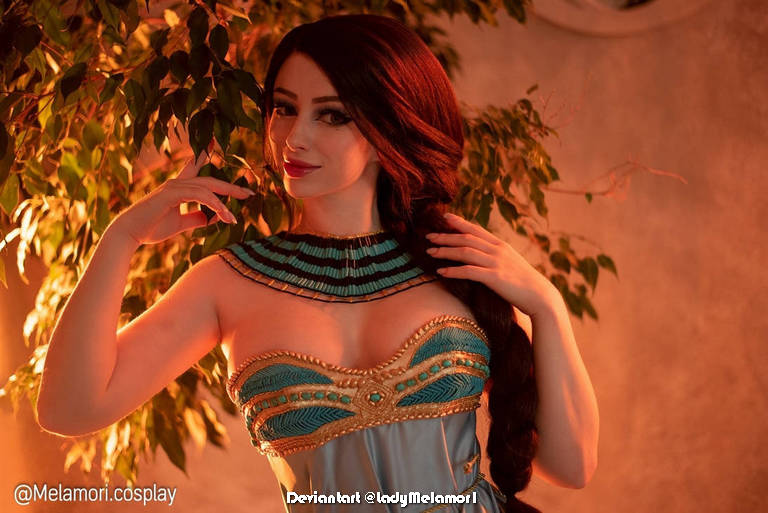 Romance Club - Evthys (Eva) (Song of the Crimson Nile) Cosplay - artistic framing