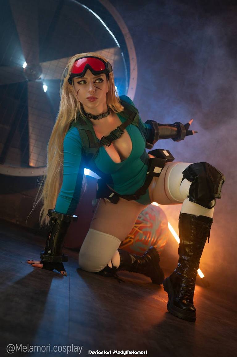 Street Fighter 5 - Cammy White (Killer Bee) Cosplay - soft focus shot Street Fighter 5 - Cammy White (Killer Bee) Cosplay - soft focus shot
