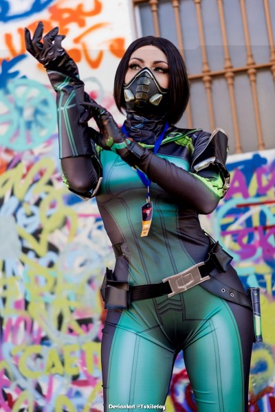 Valorant - Sabine Callas (Viper) Cosplay